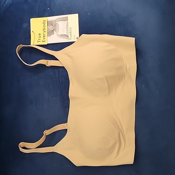 True & Co. Other - True & Co. Scoop Neutral Tan Sz M NWT